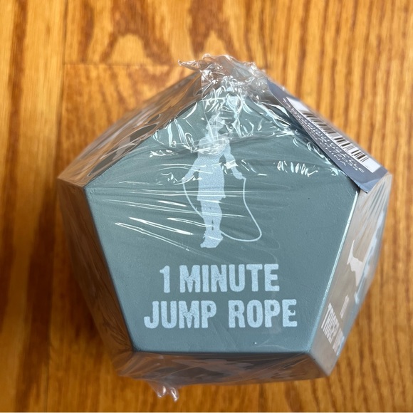 Fitness Bundle Dual Ab Wheel, Upper Body Stretch Cord, Excercise Dice - Picture 7 of 8